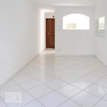 Rent this 3 bed apartment on Rua Ângelo Aloísio in Vila Nilo, São Paulo - SP