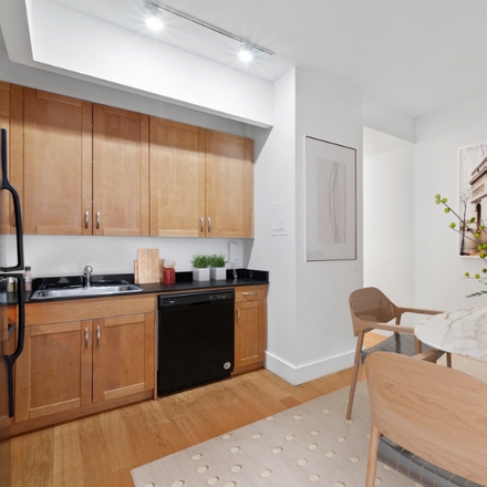 Rent this 1 bed condo on 63 wall street
