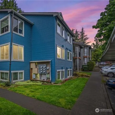 Buy this 3 bed condo on 26217 116th Avenue Southeast in Kent, WA 98030