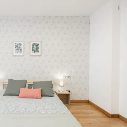 Image 2 - Carrer de Fastenrath, 180, 08032 Barcelona, Spain - Apartment for rent