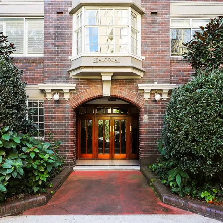 Rent this 3 bed apartment on St Neots in Grantham Street, Potts Point NSW 2011