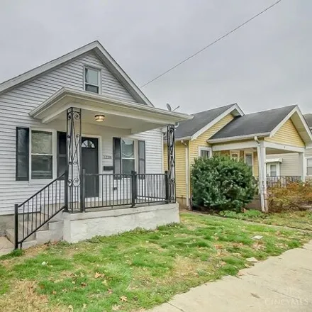 Buy this 3 bed house on 1274 Vanderveer Avenue in Hamilton, OH 45011