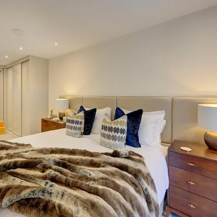 Image 4 - 55 Ebury Street, London, SW1W 0NZ, United Kingdom - Apartment for rent