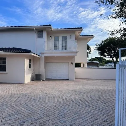 Rent this 3 bed house on 2129 Northeast 45th Street in Coral Hills, Fort Lauderdale