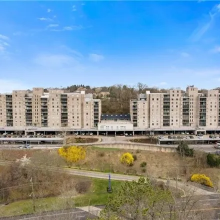 Buy this 2 bed condo on Virginia Mansions Condominium in Foxcroft Road, Scott Township