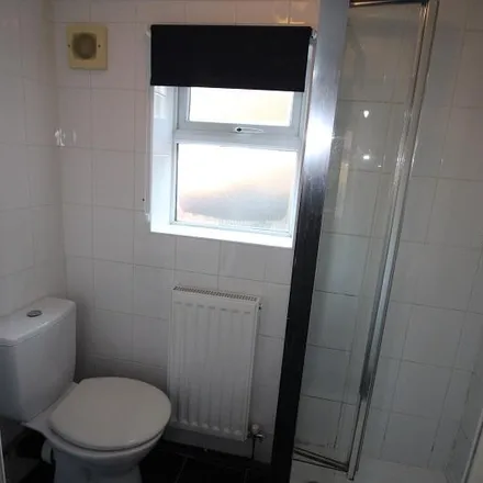 Image 5 - Edleston Road, Crewe, CW2 7HD, United Kingdom - Apartment for rent