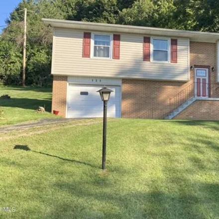 Buy this 3 bed house on 399 Hillside Drive in Honaker, Russell County