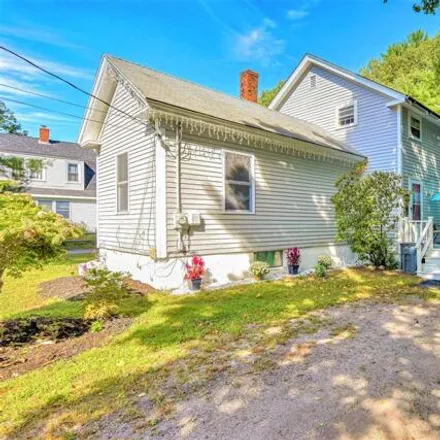 Buy this 2 bed house on 28 Boody Street in Brunswick, ME 04011