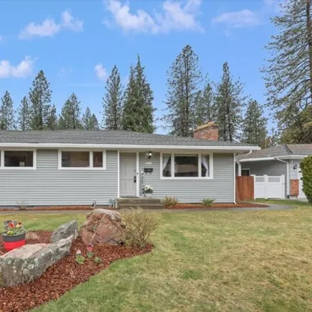 Buy this 5 bed house on 3003 West Beacon Avenue in Spokane, WA 99208
