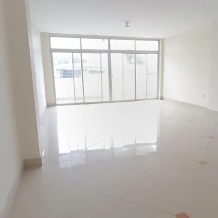Rent this 4 bed apartment on Paseo 9 in 090909, Guayaquil