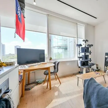 Buy this studio apartment on WorleyParsons Building in M4, Strand-on-the-Green