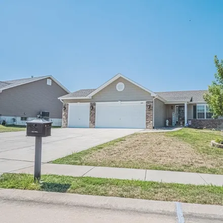 Buy this 3 bed house on At Home in 20 O'Fallon Square, O’Fallon