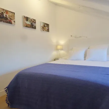 Rent this 1 bed apartment on Jinode in Calle de Atocha, 111