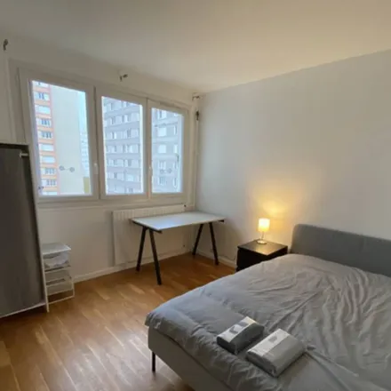 Image 2 - 51 Rue de Strasbourg, 93200 Saint-Denis, France - Apartment for rent