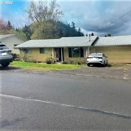 Buy this 3 bed house on 220 South 70th Street in Springfield, OR 97478