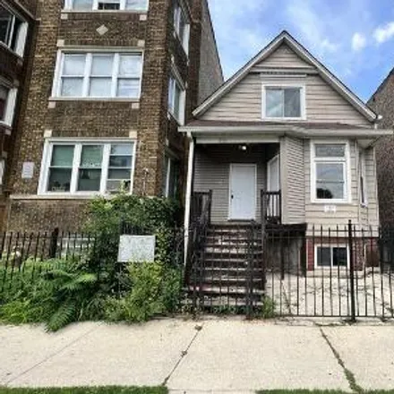 Buy this 8 bed house on 4920 West Van Buren Street in Chicago, IL 60644