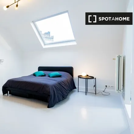 Rent this 9 bed room on Avenue Henri Jaspar - Henri Jasparlaan 114 in 1060 Saint-Gilles - Sint-Gillis, Belgium