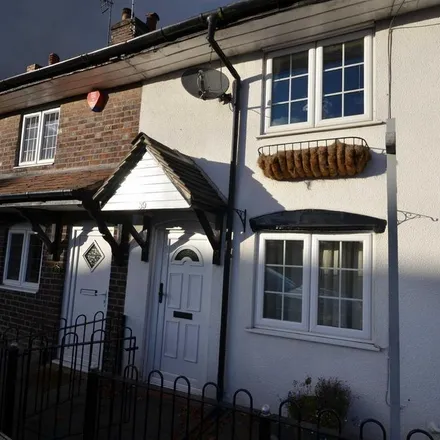 Rent this 2 bed house on Thornlea in 45 Longton Road, Barlaston