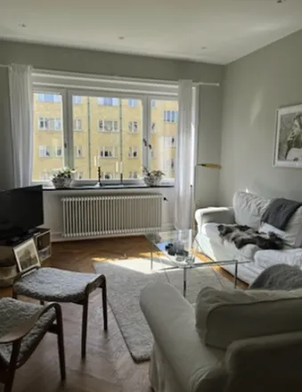 Rent this 3 bed condo on Ehrensvärdsgatan in 212 11 Malmo, Sweden