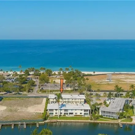Buy this 1 bed condo on 1400 Gulf Shore Boulevard North in Naples, FL 34102