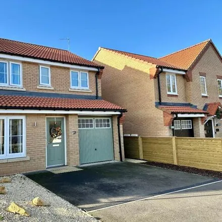 Image 1 - Crossbill Close, Guisborough, TS14 8NA, United Kingdom - House for sale