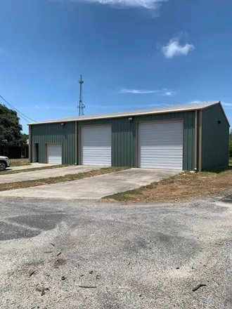 Image 3 - 303 N Fuqua St, Rockport, Texas, 78382 - House for sale