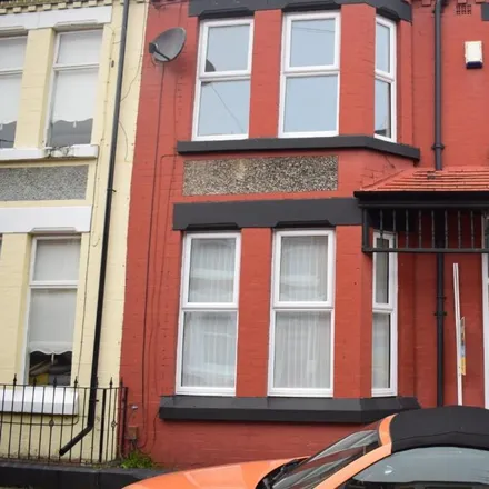 Rent this 3 bed townhouse on Sandhurst Street in Liverpool, L17 7BX