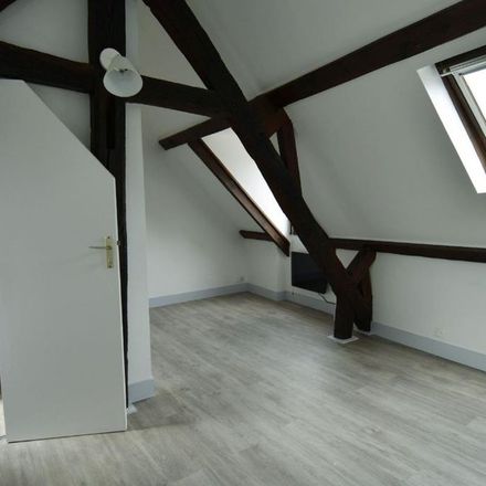 Rent this 1 bed apartment on 37 Rue du Châtel in 60300 Senlis, France