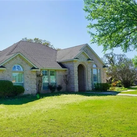 Image 2 - 2222 Dry Creek Avenue, Bridgeport, TX 76426, USA - House for sale