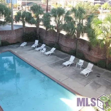 Buy this 2 bed condo on The Bradshaw - Building 3 in Leaway Drive, Baton Rouge