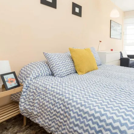 Rent this 5 bed room on Carrer de José Melià Sinisterra in 5, 46023 Valencia