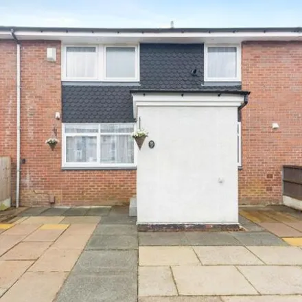 Buy this 4 bed townhouse on Londis in Catterick Avenue, West Timperley