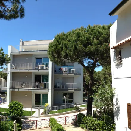 Rent this 3 bed apartment on Via delle campanule in 45010 Rosolina Mare RO, Italy