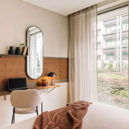 Rent this 2 bed apartment on Farmácia Britânica in Travessa da Légua da Póvoa 5-B, 1250-136 Lisbon
