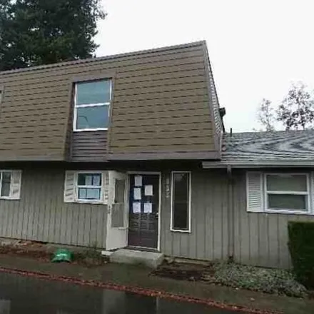 Buy this 2 bed condo on 883 Northeast Territorial Road in Canby, OR 97013