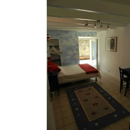 Rent this 1 bed house on 26770 Rousset-les-Vignes