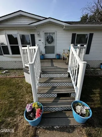 Image 2 - 201 2nd Avenue N West, Pettibone, Kidder County, ND 58475, USA - Apartment for sale