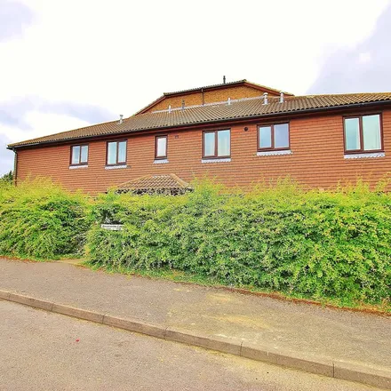 Rent this 2 bed apartment on Merrow Street in Guildford, GU4 7AW