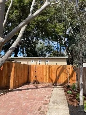 Image 6 - 123 Donohoe Street, East Palo Alto, CA 94301, USA - House for rent