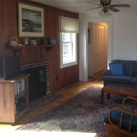 Rent this 3 bed house on Brewster in MA, 02631