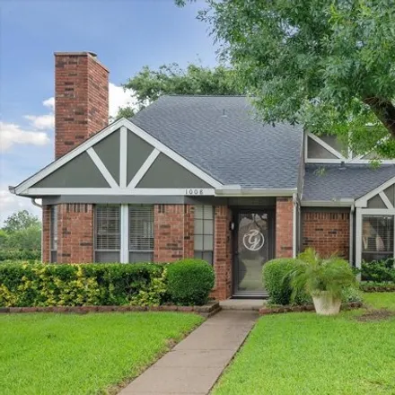 Buy this 3 bed house on 1098 Hemlock Court in Coppell, TX 75019