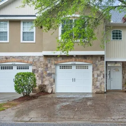 Buy this 3 bed condo on Pine Forest Drive in Tallahassee, FL 32301