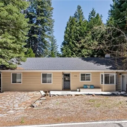 Buy this 3 bed house on 914 Clifford Drive in Plumas County, CA 96137