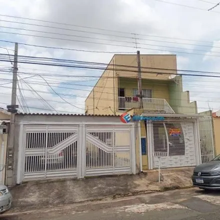 Buy this 4 bed house on Rua Jequetiba in Jardim Santana, Hortolândia - SP