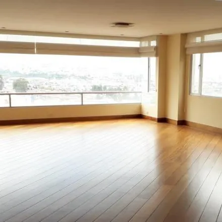 Buy this 3 bed apartment on Hidalgo de Pinto N40-310 in 170104, Quito