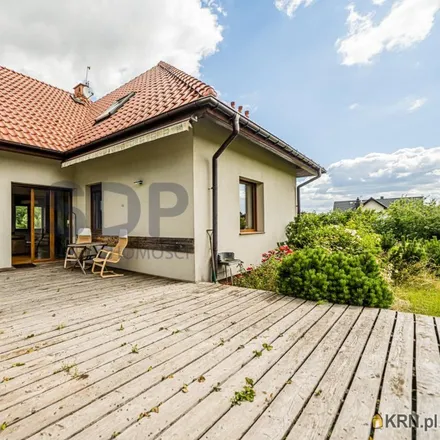 Buy this 4 bed house on Główna 18 in 55-080 Krzeptów, Poland