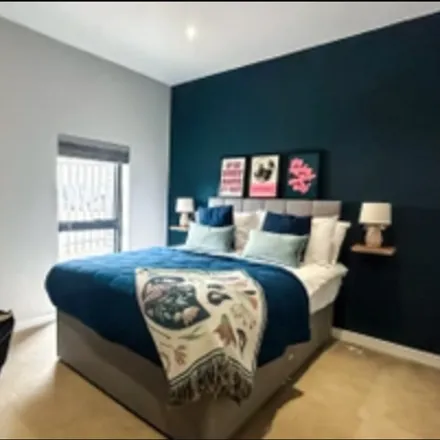 Rent this 5 bed room on Country Studio Framing in West Street, Bristol