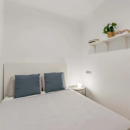 Rent this 7 bed room on Carrer del Rosselló in 220, 08001 Barcelona