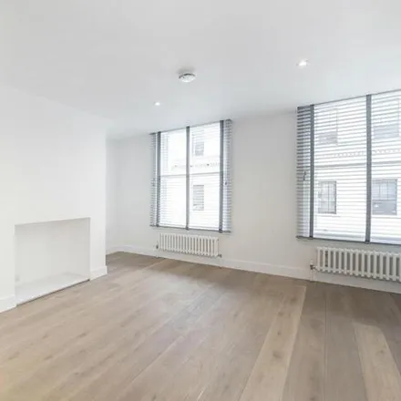 Rent this 1 bed room on 65 Chandos Place in London, WC2N 4HS