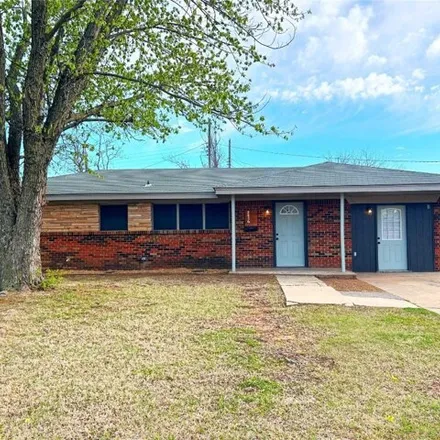 Buy this 3 bed house on 3448 Southeast 22nd Street in Del City, OK 73115